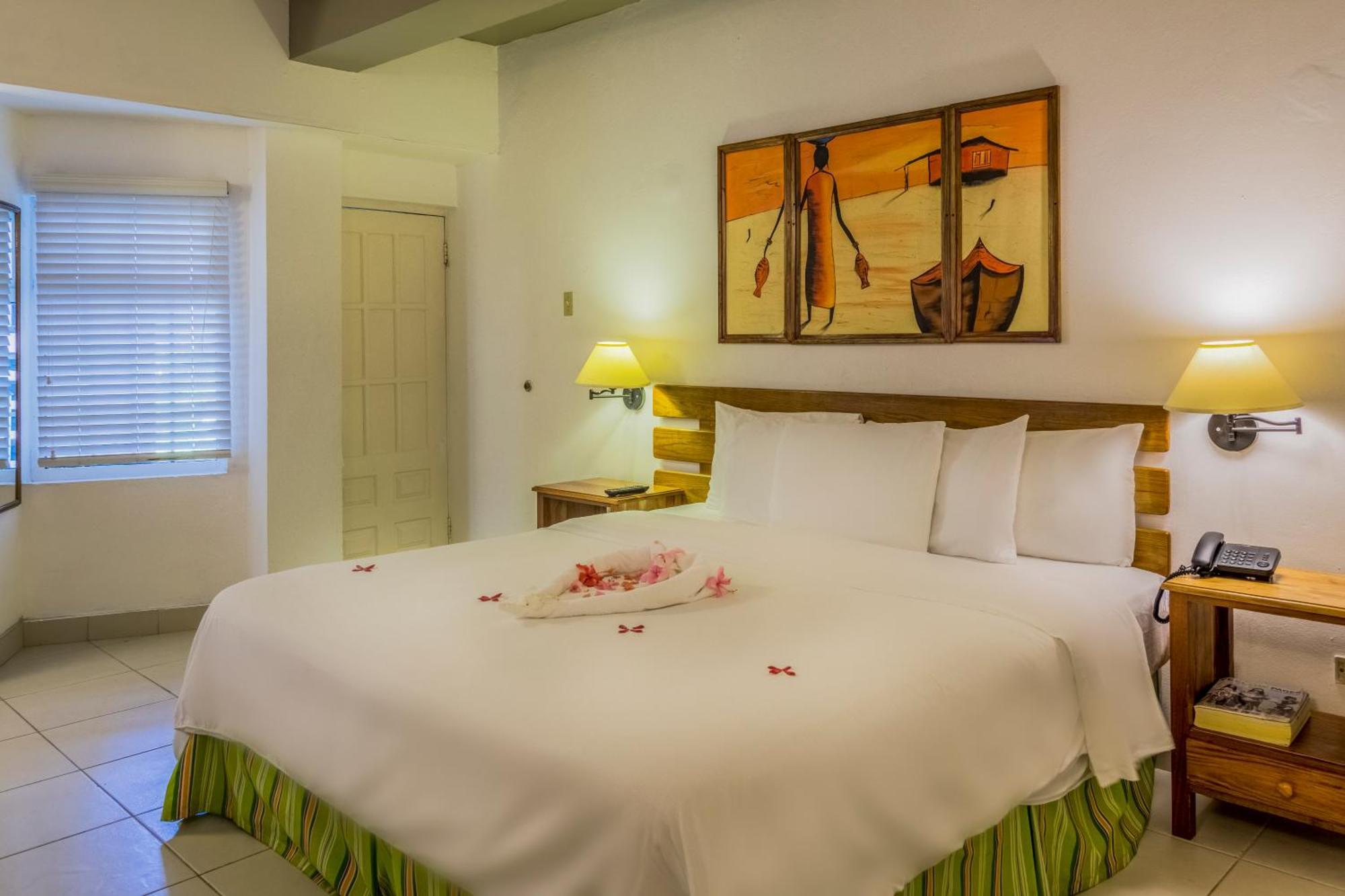 Decameron Club Caribbean Runaway Bay, Ramada All-Inclusive Resort Exterior foto