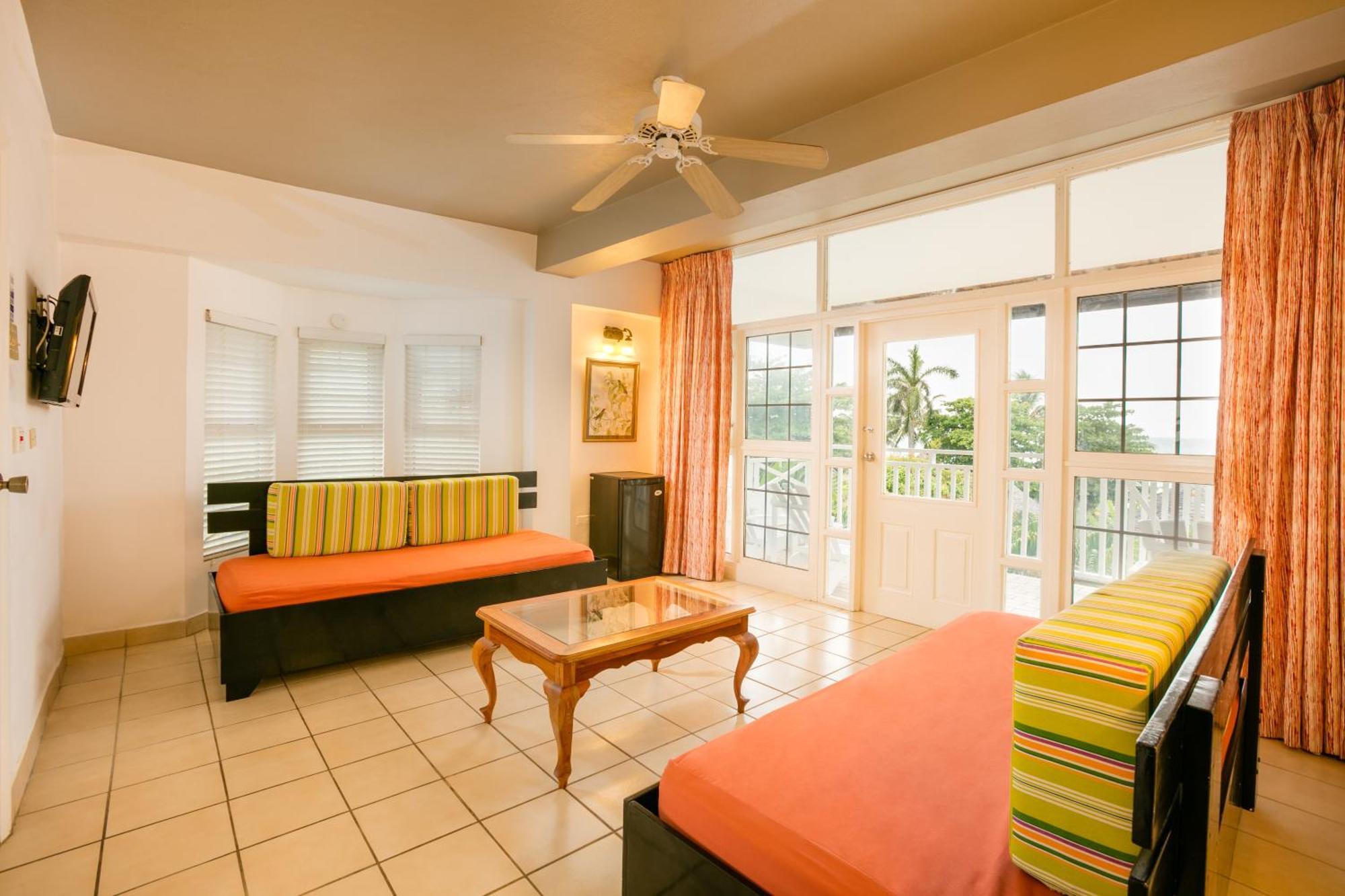 Decameron Club Caribbean Runaway Bay, Ramada All-Inclusive Resort Exterior foto